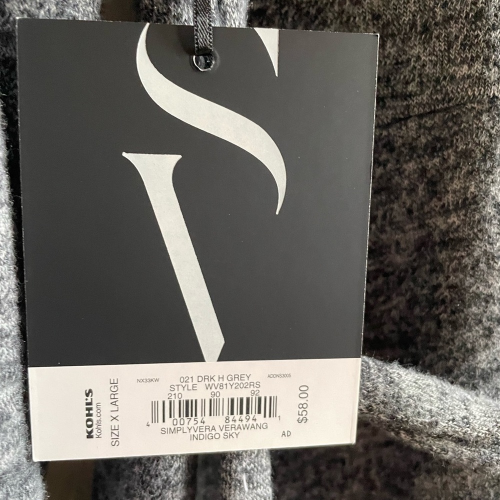 Simply Vera Wang long sleeved dress. Gray. Great winter dress. NWT. Size XL. - Picture 3 of 7